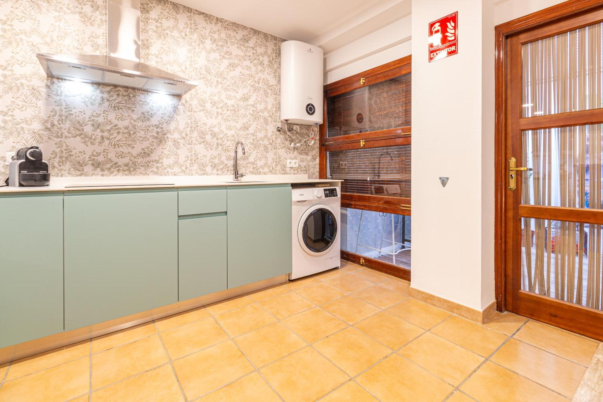 La Petite Maison De Nadette 2 Гандия Экстерьер фото